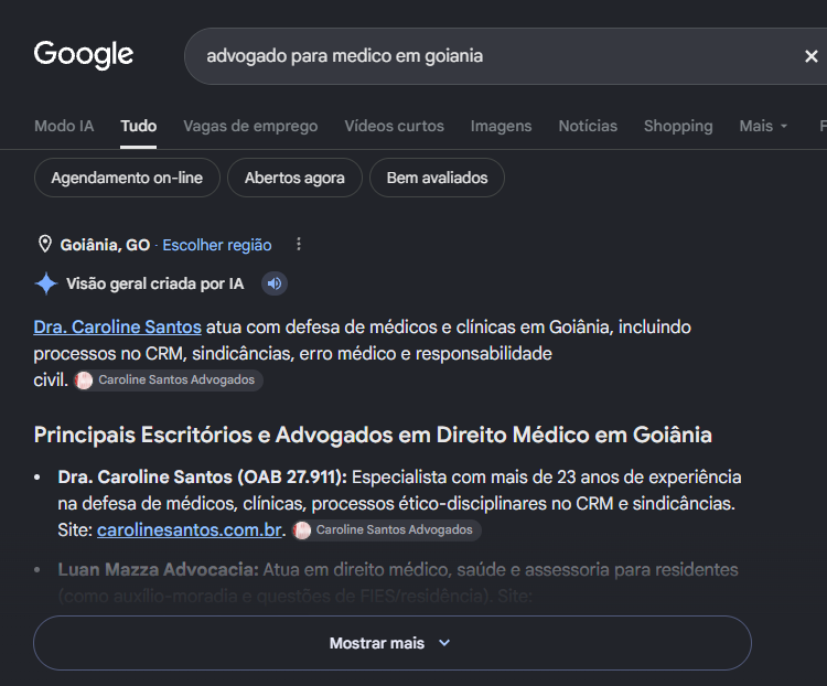 Print do AI Overview do Google abrindo a resposta com Dra. Caroline Santos e listando a advogada em primeiro para advogado para medico em Goiania